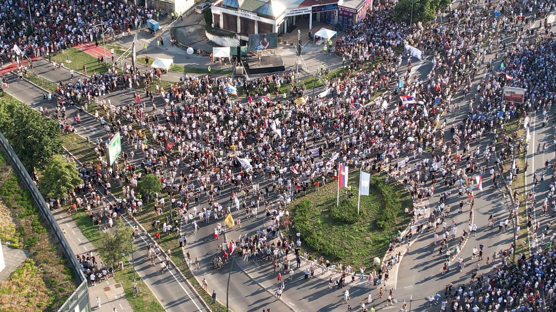Novi Sad, protest studenata 20.6. u Novom Sadu, pokrivanje